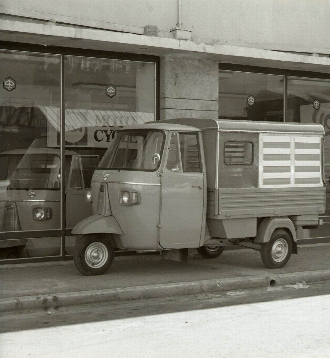 slideshow image
